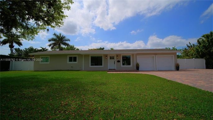 11440 SW 99th ct # 11440, Miami FL 33176