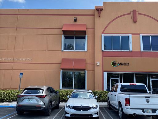3325 NW 97th Ave, Doral FL 33172