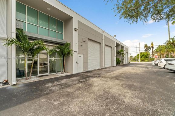 3045 NW 82nd Ave # 3045, Doral FL 33122
