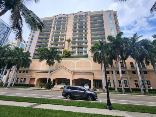 17555 Atlantic Blvd, Sunny Isles Beach FL 33160