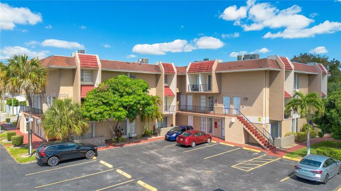 3901 SW 109th Ave # 12, Miami FL 33165