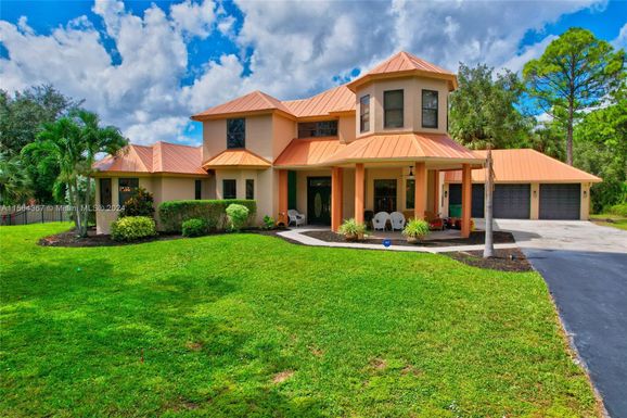 2791 2ND ST NW, Naples FL 34120
