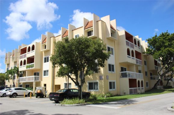 7705 Camino Real # 215, Miami FL 33143