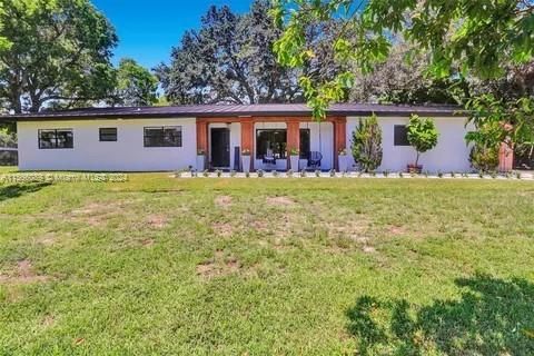 14671 W Palomino Dr, Southwest Ranches FL 33330