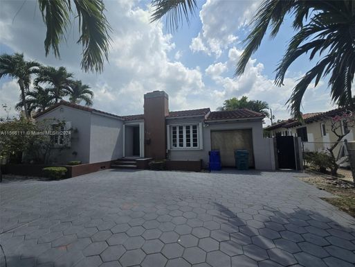 120 SW 26th Rd, Miami FL 33129