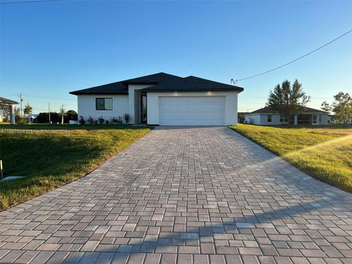 1106 NW 21st Ter, Cape Coral FL 33993
