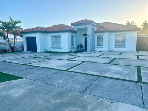 25136 SW 133rd Ave, Homestead FL 33032