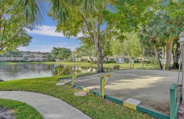 5000 NW 36th St # 510, Lauderdale Lakes FL 33319