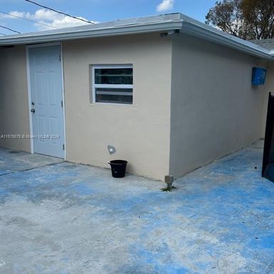 2680 NW 42nd Ave # 2, Lauderhill FL 33313