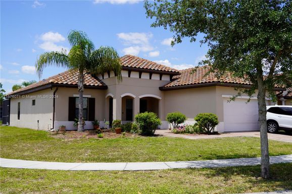 310 VILLA SORRENTO CIR Haines City, FL 33844, Other City - In The State Of Florida FL 33844