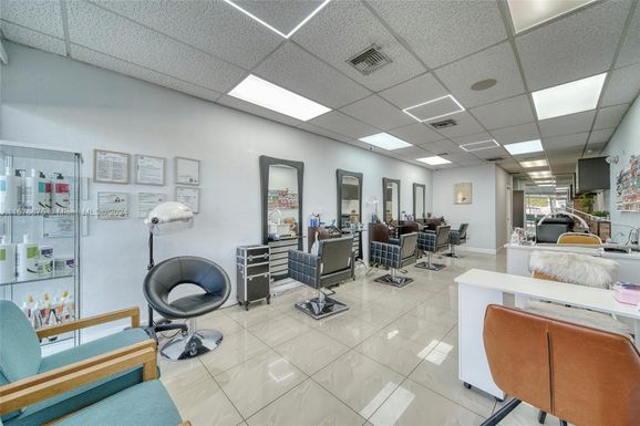 Beauty Salon/Barbershop For Sale on 107 and Bird Road, Miami FL 33165