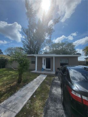 1402 NW 13th Ct, Fort Lauderdale FL 33311