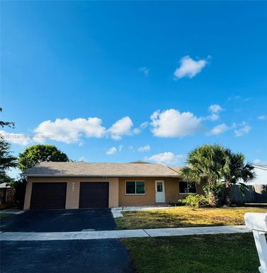 9593 Richmond Circle, Boca Raton FL 33434