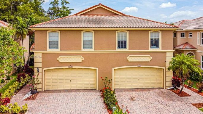 3563 Asperwood Cir, Coconut Creek FL 33073