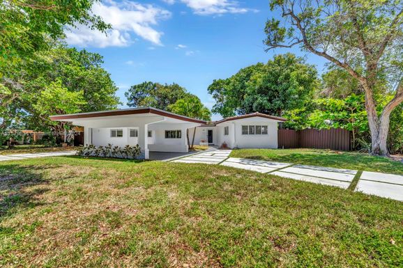 2117 Coral Gardens Dr, Wilton Manors FL 33306