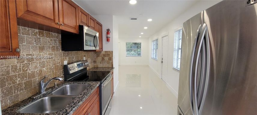 831 NW 14th Way # 2, Fort Lauderdale FL 33311