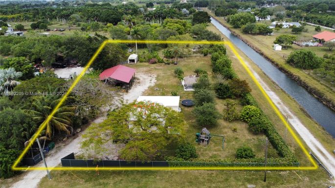 26785 SW 197th Ave, Homestead FL 33031