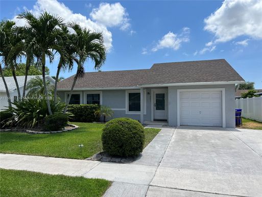 2001 SW 87th Ave, North Lauderdale FL 33068