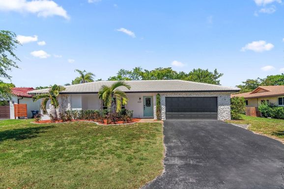 4160 NW 113th Ave, Coral Springs FL 33065