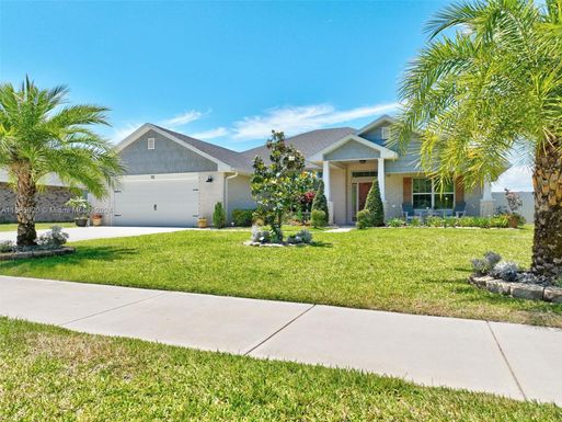 10 S LAKESIDE PL, Other City - In The State Of Florida FL 32136