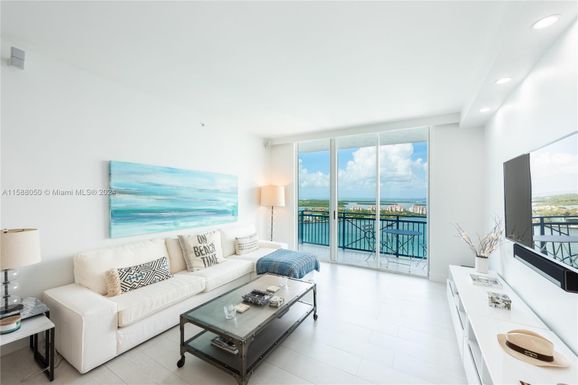 90 Alton Rd # 3104, Miami Beach FL 33139