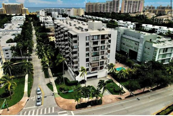 575 Crandon Blvd # 401, Key Biscayne FL 33149