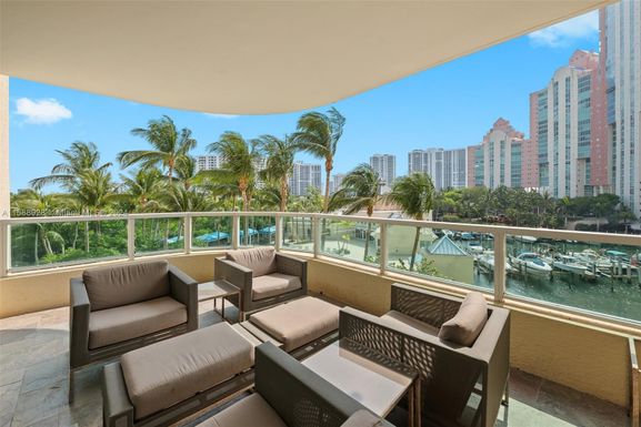 3340 NE 190th St # 504, Aventura FL 33180