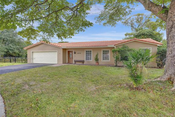 2773 NW 83rd Ter, Coral Springs FL 33065