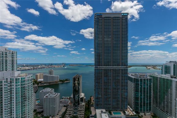 1010 Brickell Ave # 2103, Miami FL 33131