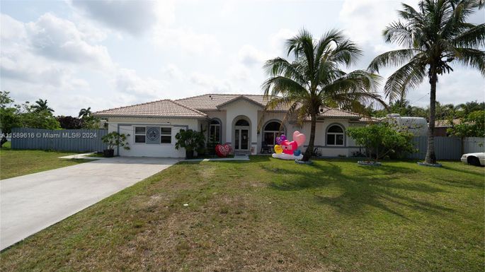 28361 SW 158th Ave, Homestead FL 33033