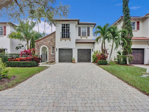 715 Bocce Ct, Palm Beach Gardens FL 33410