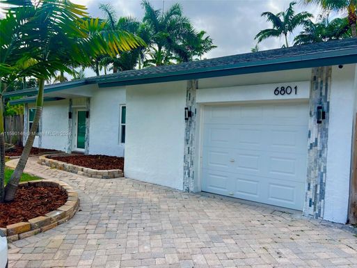 6801 NW 26th Way, Fort Lauderdale FL 33309