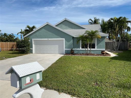 13 Heather Trace Dr, Boynton Beach FL 33436