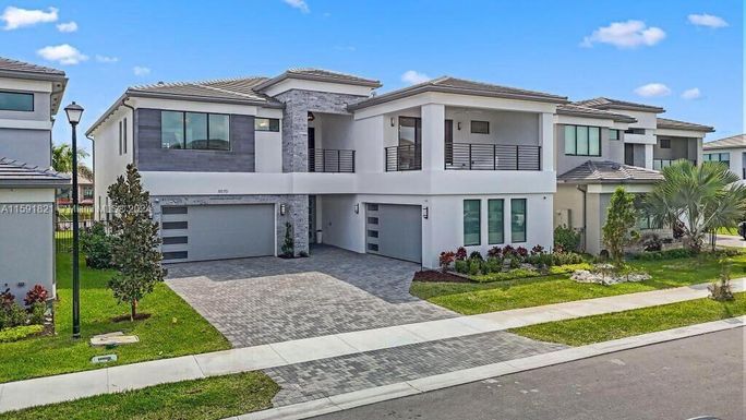 8570 Ganton Dr, Boca Raton FL 33434