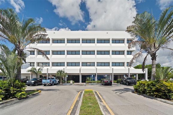 351 S Cypress Rd, Pompano Beach FL 33060