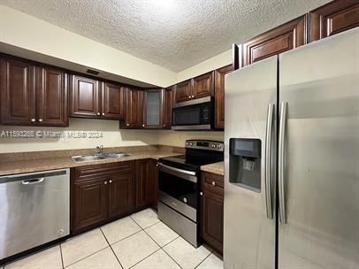 3600 NW 21st St # 407, Lauderdale Lakes FL 33311