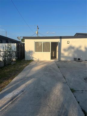 17621 NW 42nd Ave # 2, Miami Gardens FL 33055