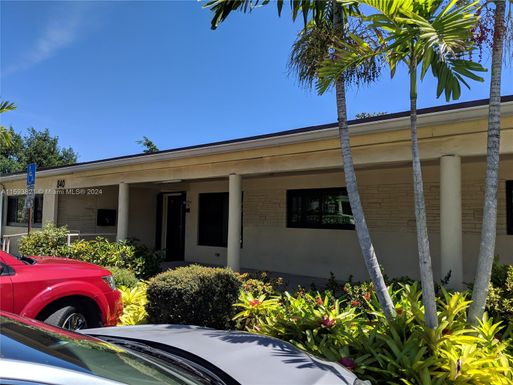 840 S State Road 7, Plantation FL 33317