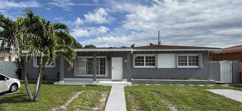 11125 NW 61st Ave, Hialeah FL 33012