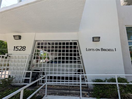 1528 Brickell Ave # 104, Miami FL 33129