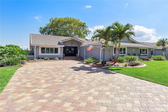 8766 NW 54th St, Coral Springs FL 33067