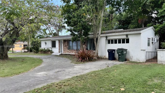 6320 SW 62nd Ter, South Miami FL 33143