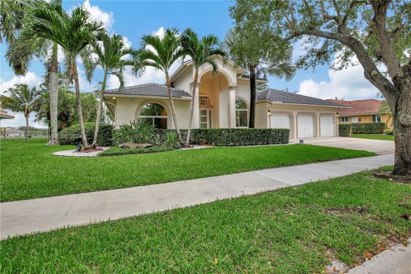 2922 Medinah, Weston FL 33332