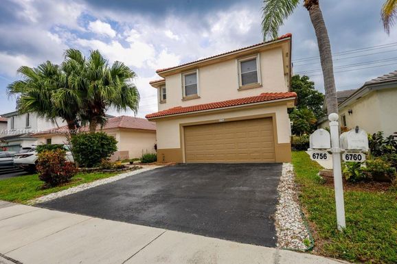 6756 NW 69th Ct # 6756, Tamarac FL 33321