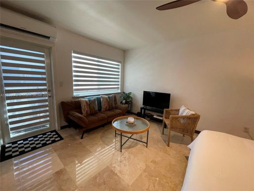 944 Meridian Ave # 8, Miami Beach FL 33139