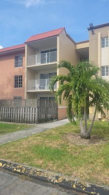 4810 NW 79th Ave # 101, Doral FL 33166