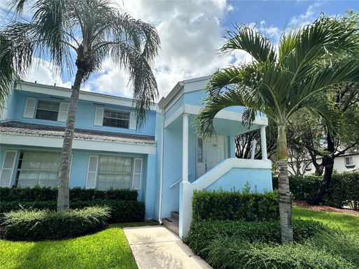 2050 SE 26th Ln # 206, Homestead FL 33035