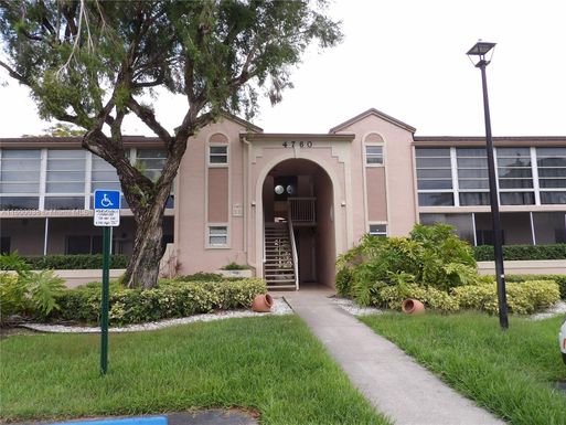 4760 NW 102nd Ave # 12, Doral FL 33178