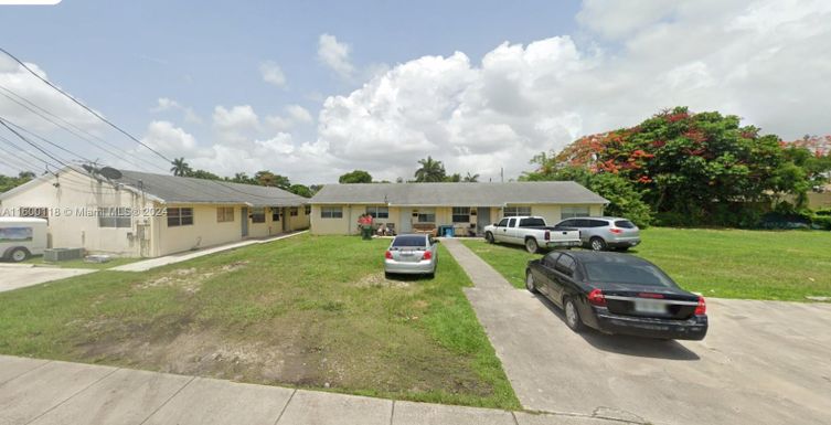 430 SW 10th Ave, Homestead FL 33030