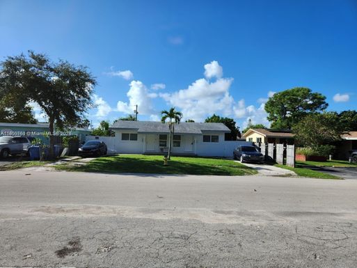 120 NW 43rd Ct # 120, Oakland Park FL 33309